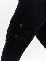 Μαύρο αθλητικό κολάν με τσέπη στο γοφό, τσέπη στον πισινό και αγκράφα