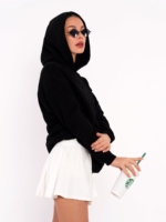 Черно худи с мека подплата и голяма качулка в черен цвят