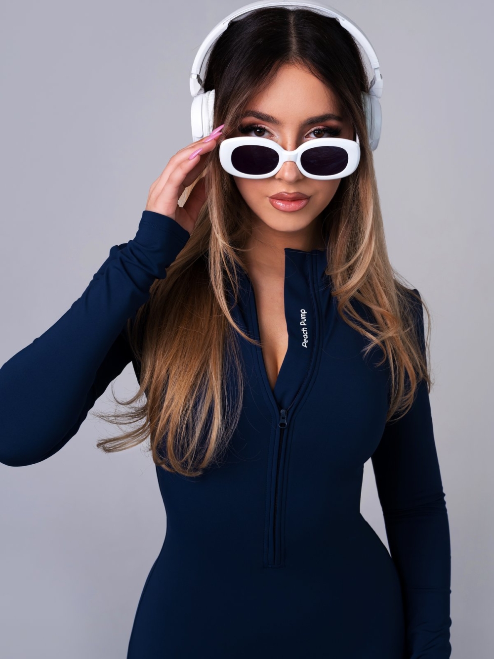 Ватиран тъмно син гащеризон по тялото Peach Pump