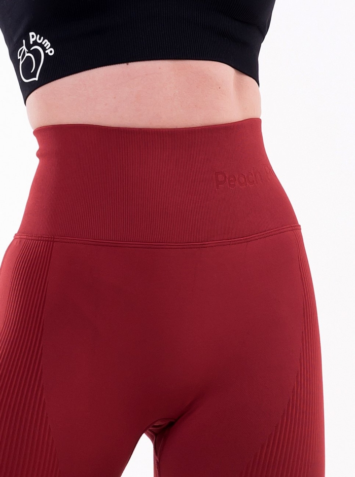 Női sport leggings bordó színben, Peach Pump logóval a derékszíjon