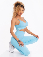 Светло син комплект безшевен клин и бюстие с подплънки