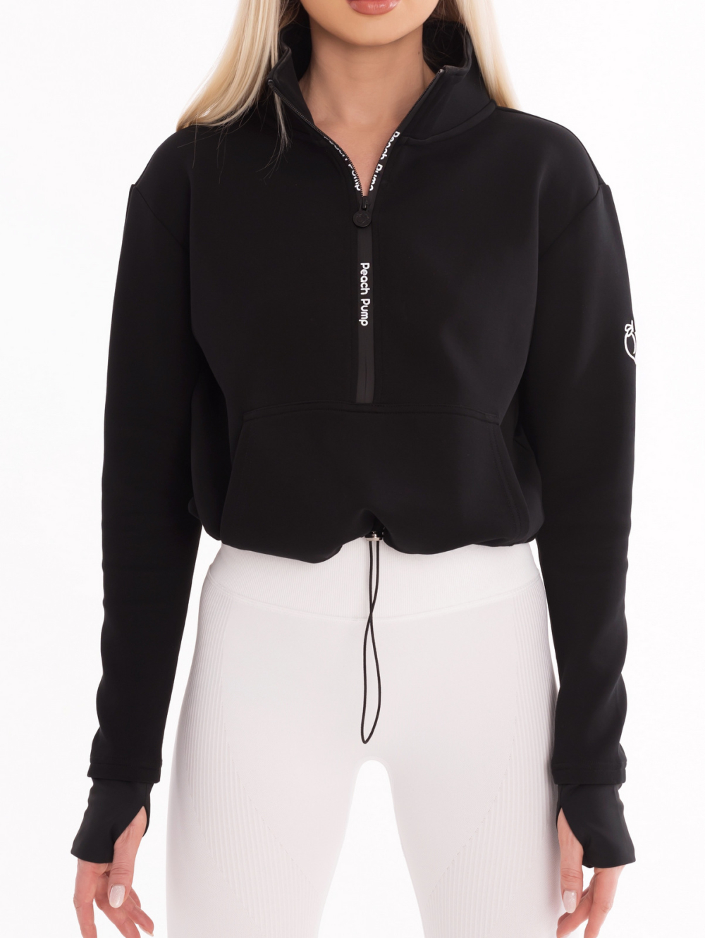 Hanorac spectaculos, negru, de damă, cu găuri pentru degetul mare și inscripții pe față