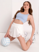 Модерни спортни шорти за бягане и фитнес с два странични джоба.