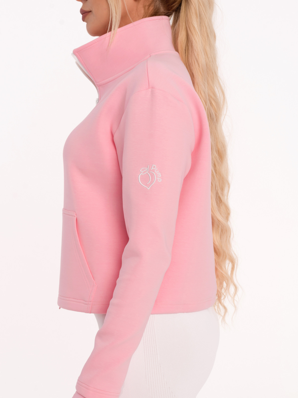 Športová ružová mikina s vysokým golierom a vyšitým logom Peach Pump