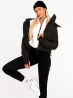 Fekete, vastag téli női dzseki elülső hímzéssel